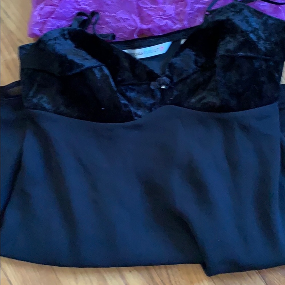 Lingerie bundle - Picture 2 of 5